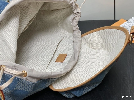 Backpack VUITTON LOUIS Montsouris 0329